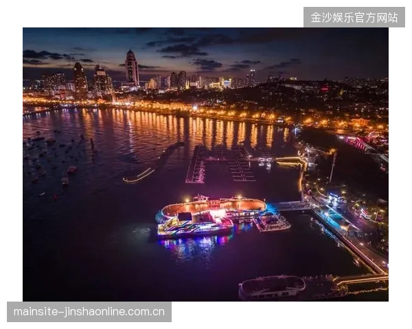 帆船盛事：海上临时舞台点亮夜色，用夜晚的仪式感演绎竞技盛典