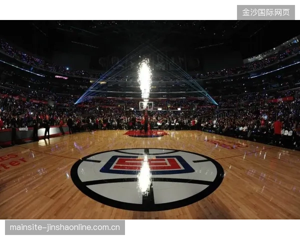 NBA杯球场地板图案：从设计理念到视觉盛宴——探秘NBA球场的独特魅力